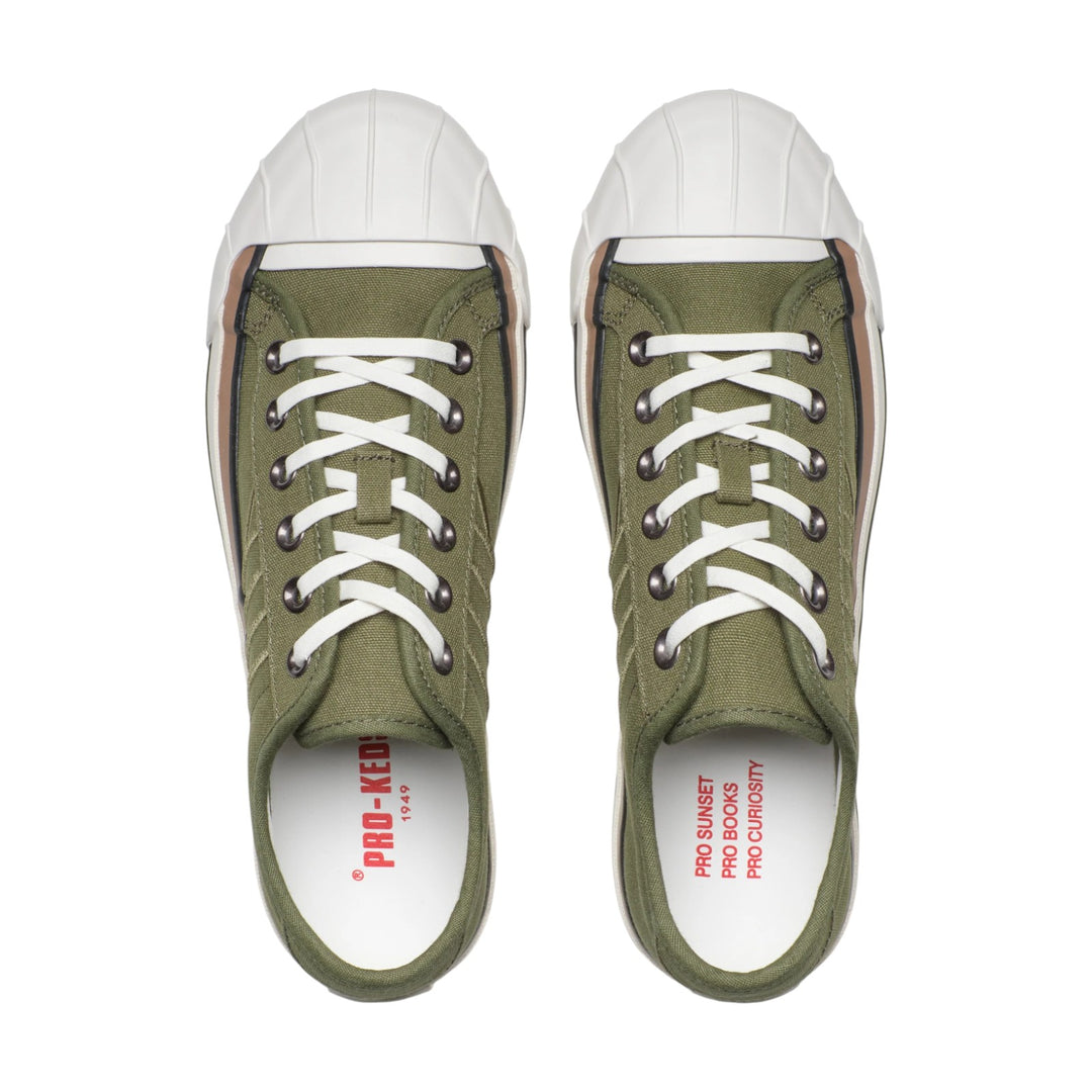 Royal Intrepid In Canvas Mosgroen