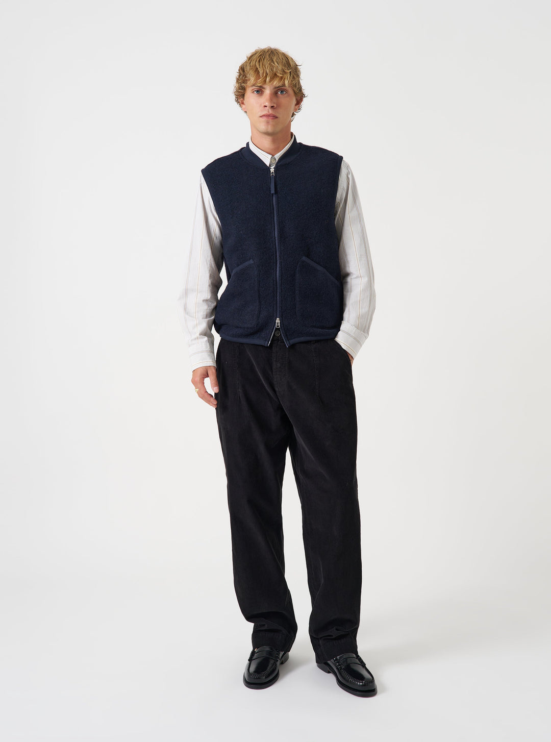Universal Works Zip Waistcoat Wool Fleece Navy Blu - foto 2